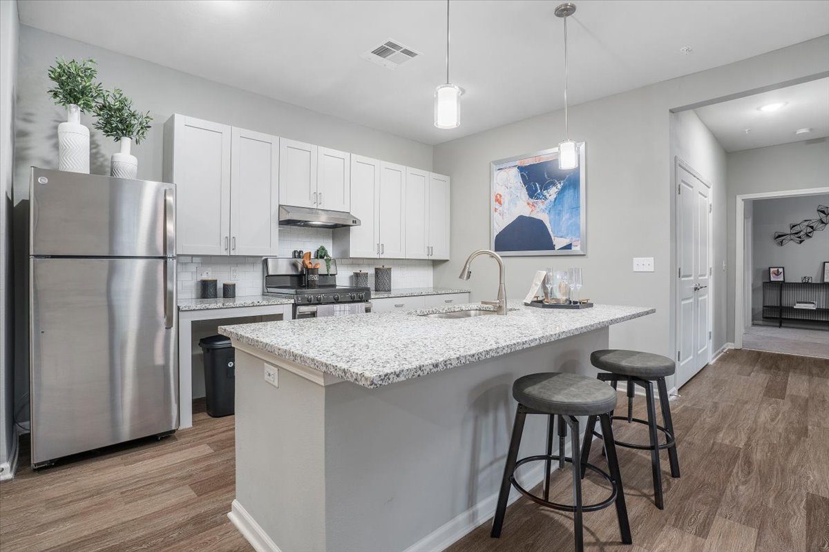 Aurora Apartments Image 32