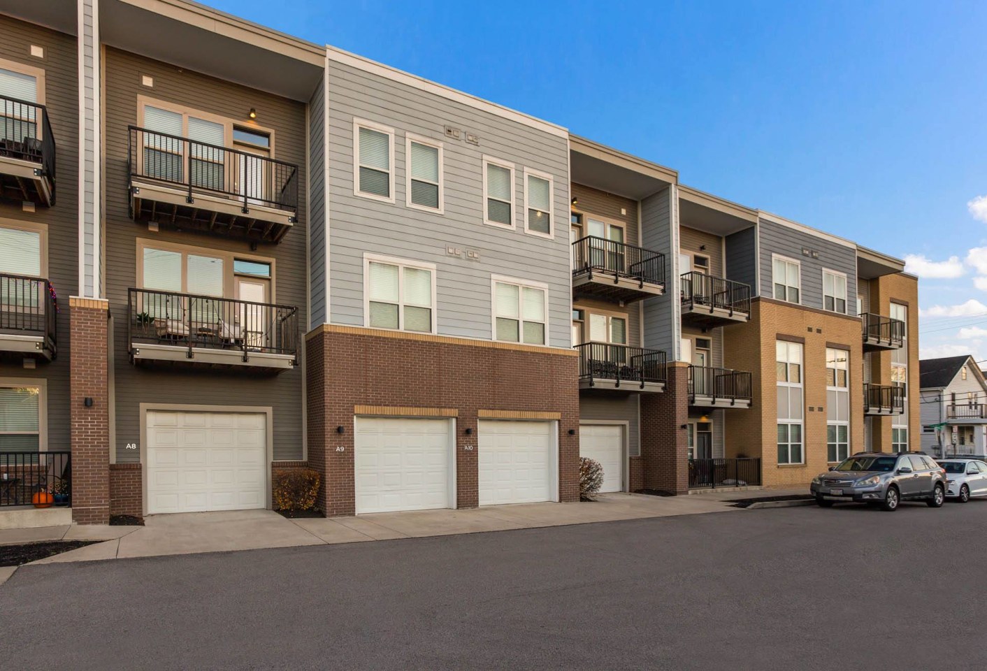 Heritage at Oakley Square Image 20