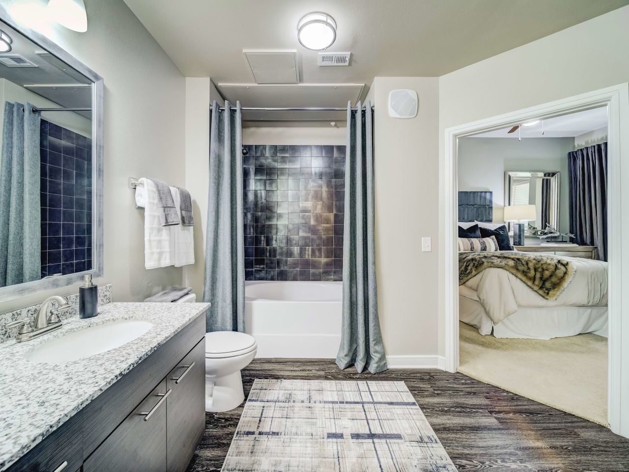 Cortland Las Colinas Image 13