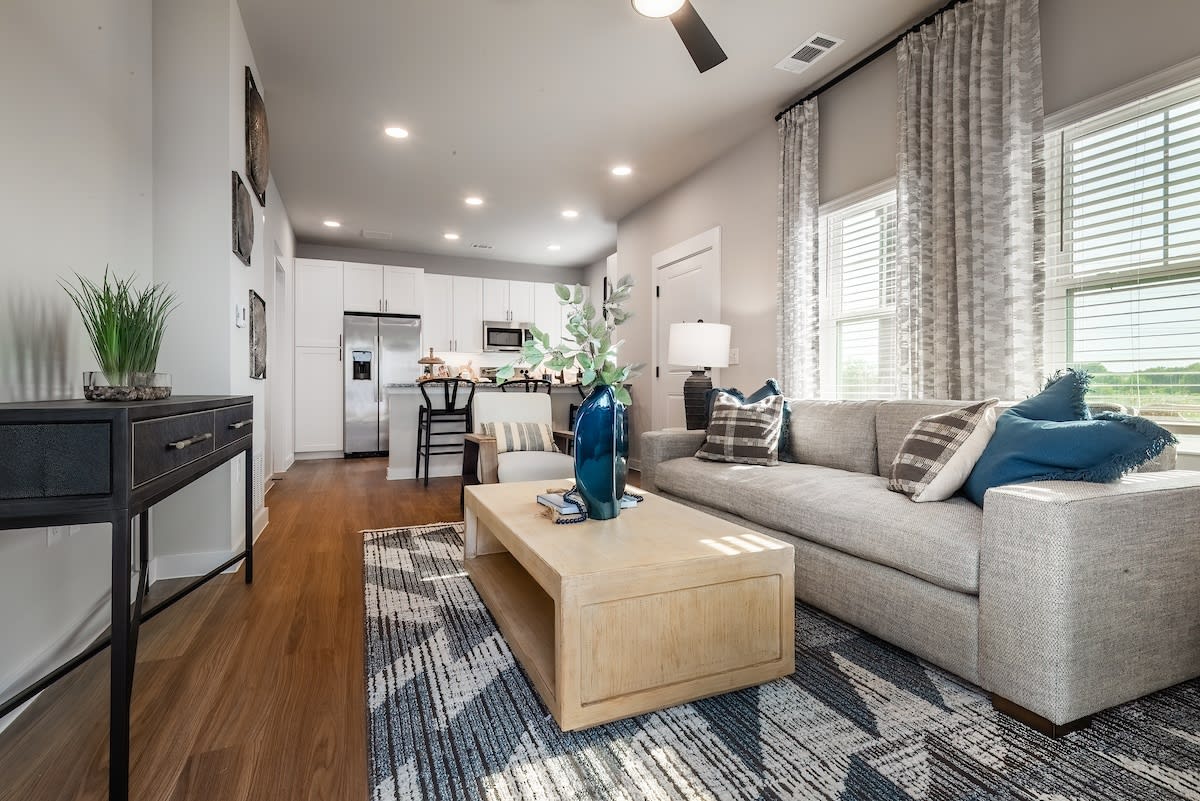 Collection Hunter Crossroads Townhomes Image 5