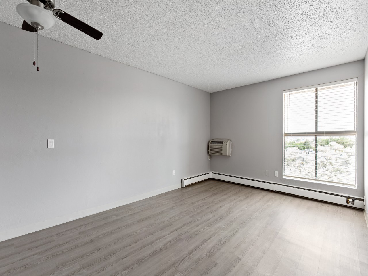 Chestnut Springs Apartments Image 14