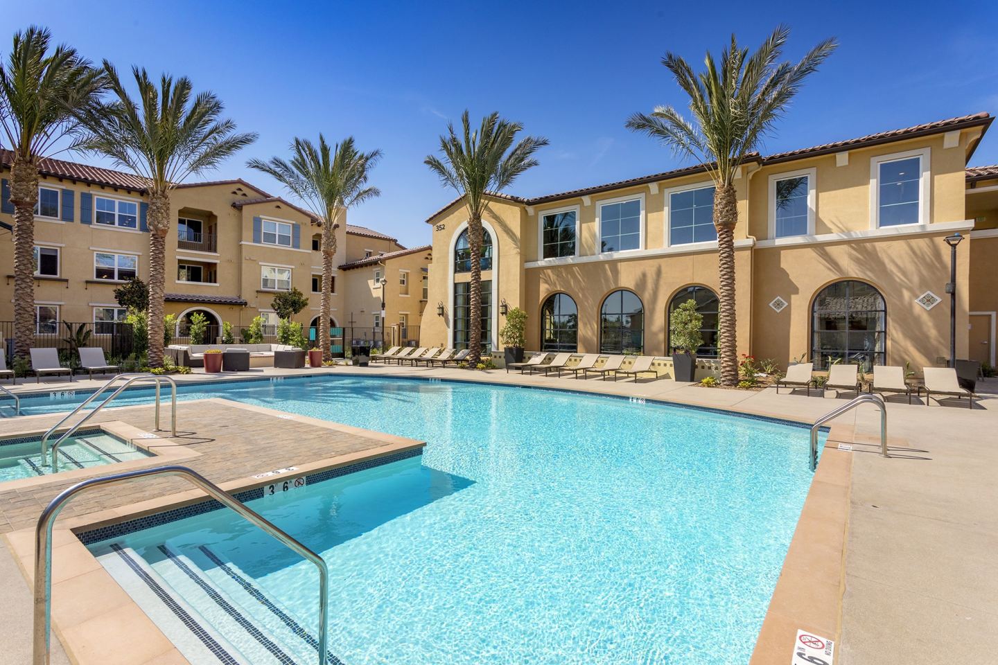 Las Positas Apartments Image 8