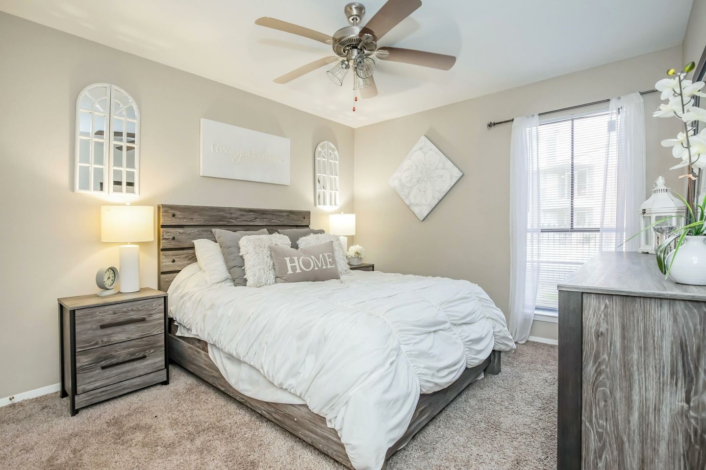 Del Lago Apartments Image 12