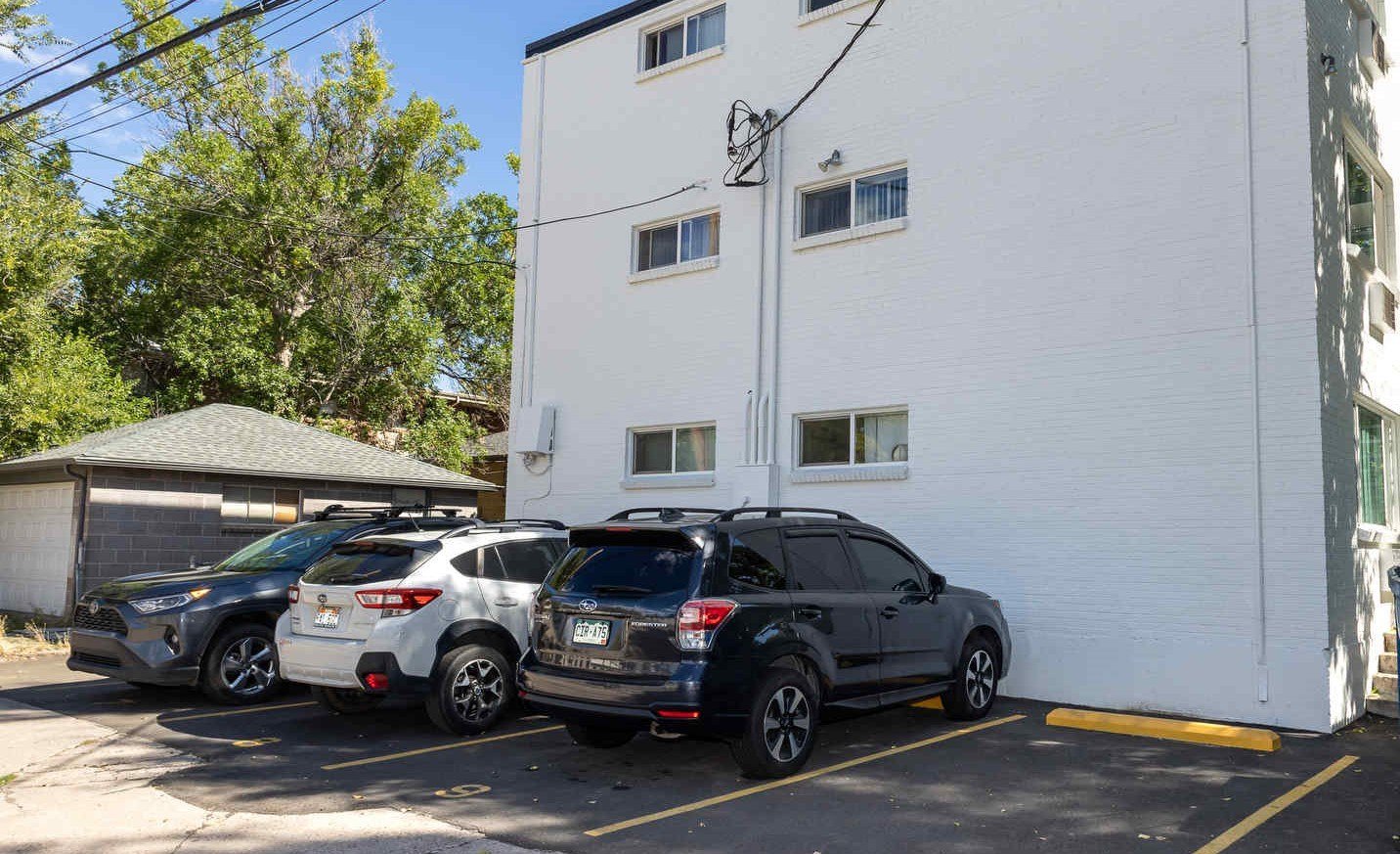 2441 S. York St. Image 14