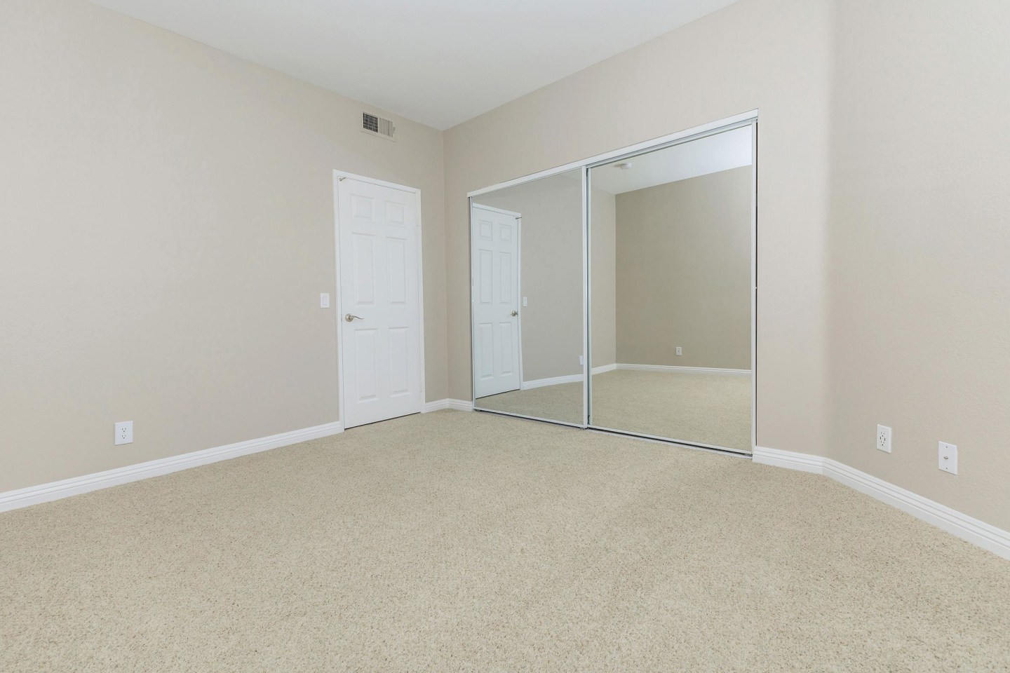 Villas Antonio Apartment Homes Image 48