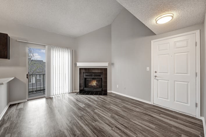 Summit Riverside Apartments Image 21