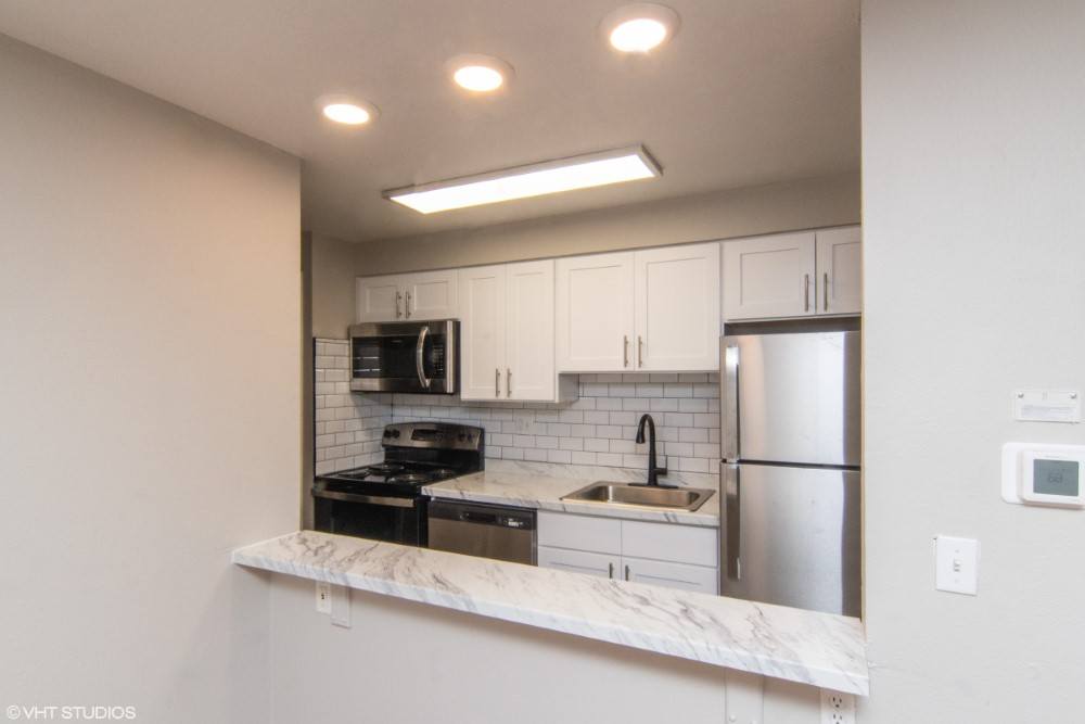 1345 High Street Apartments Image 2