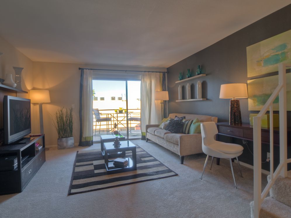 Avalon Woodland Hills Image 14