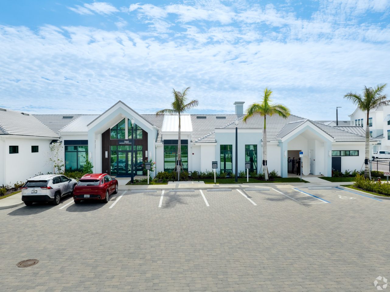 Imperial Crossing Luxury Apartment Homes Image 20