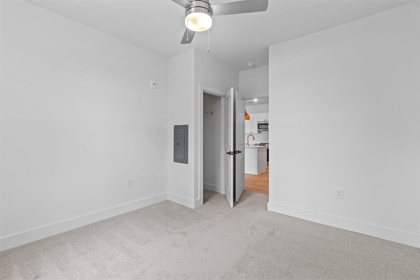 The Nixon Apartments Image 29
