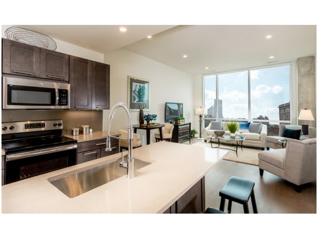 Encore Urban Living Image 4