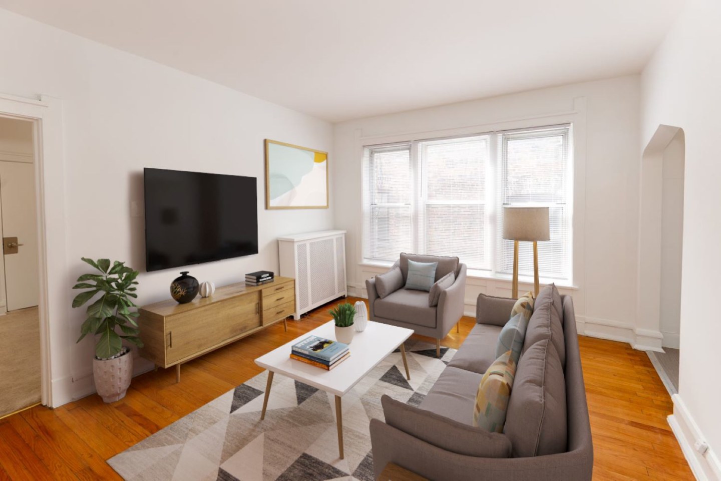5336-5338 S. Hyde Park Boulevard Image 1