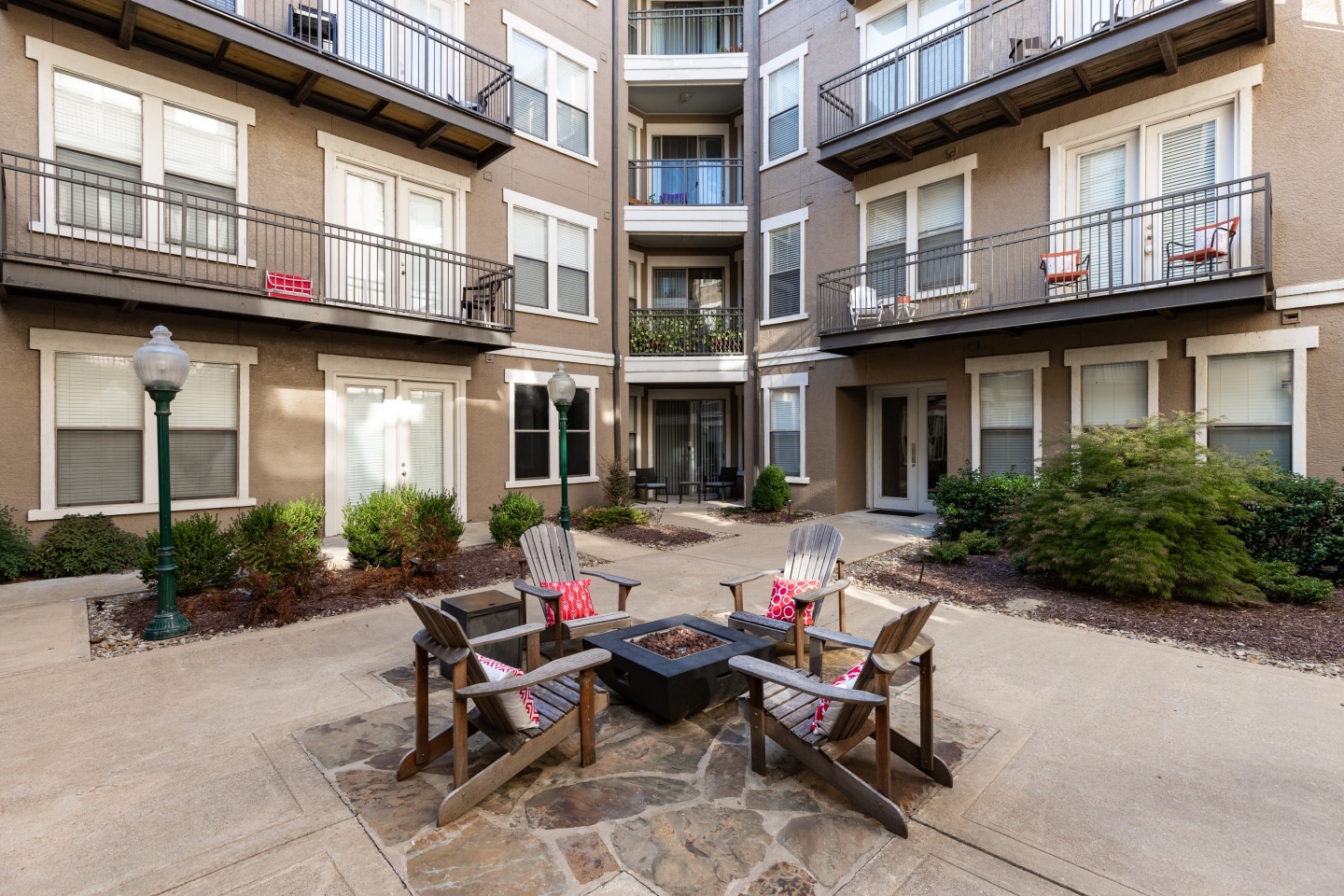 Fielder Square Image 34