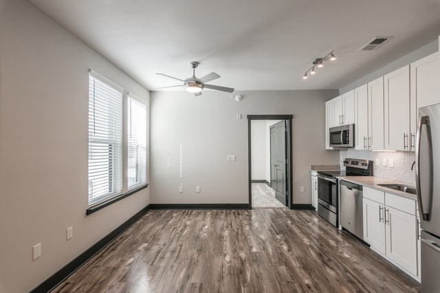 Vintage Gateway Apartments Image 17