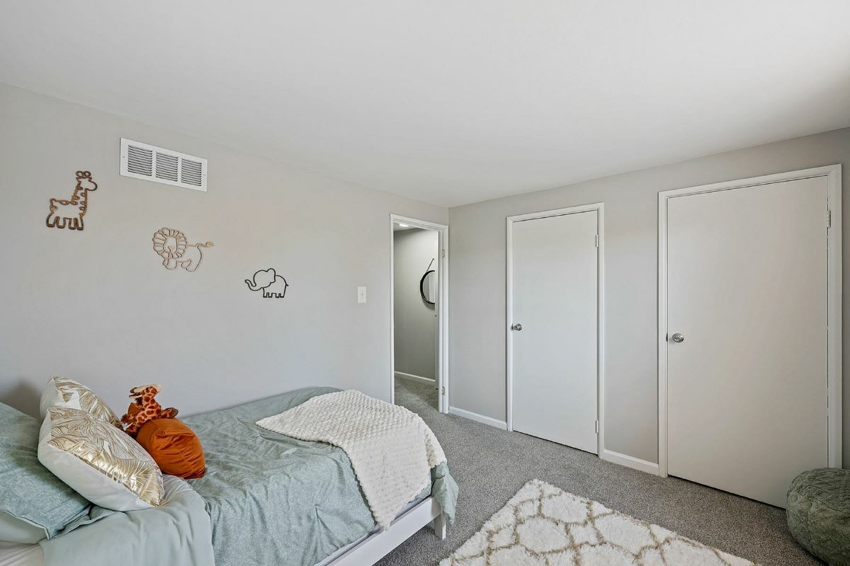 The Townhomes at River's Gate Image 1