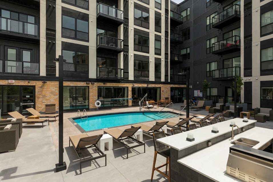 The Residences at 1700 Image 41