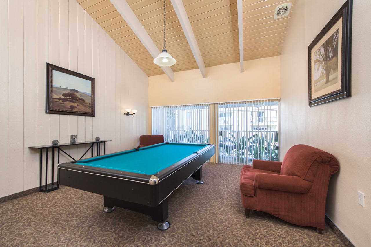 Tarzana Terraces Image 2