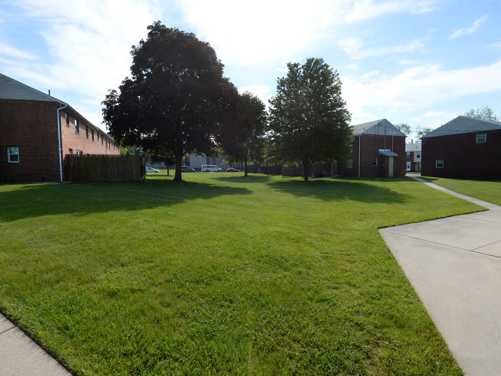 Yorktowne Townhomes Image 11