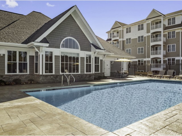 The Residences at Great Pond Image 13