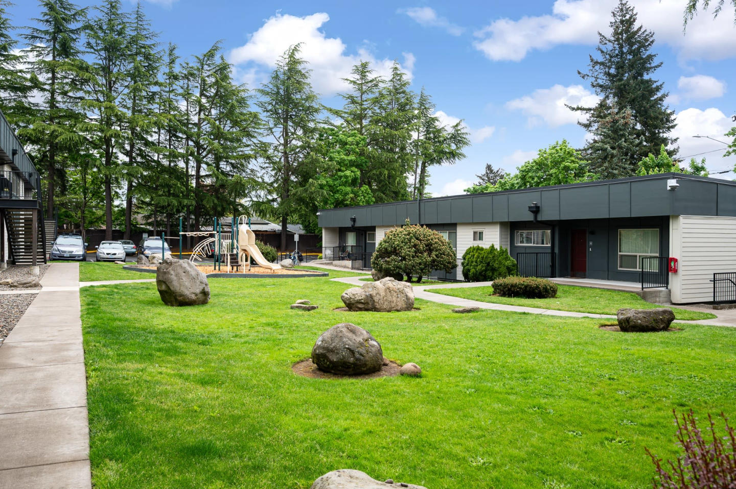 Spruce Park Apartments Image 28