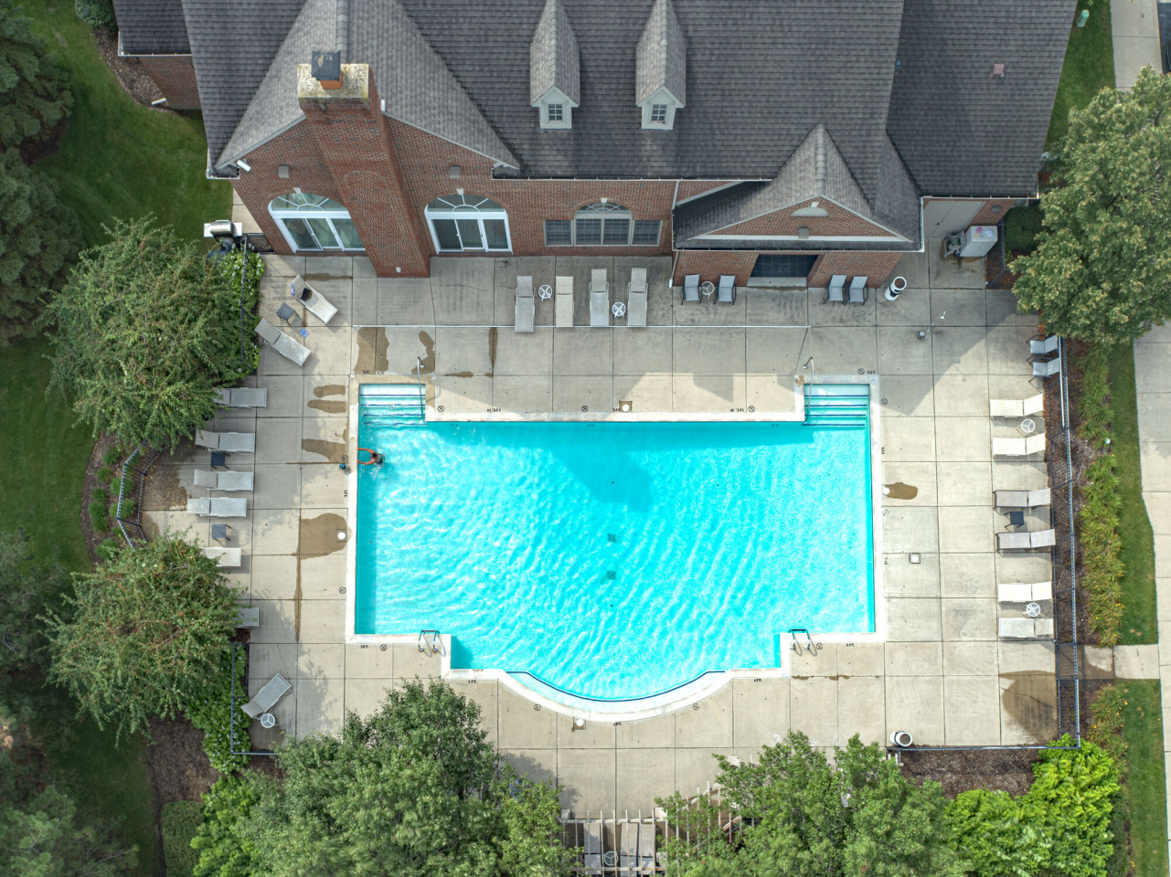 Legends Rosewood Village Image 5