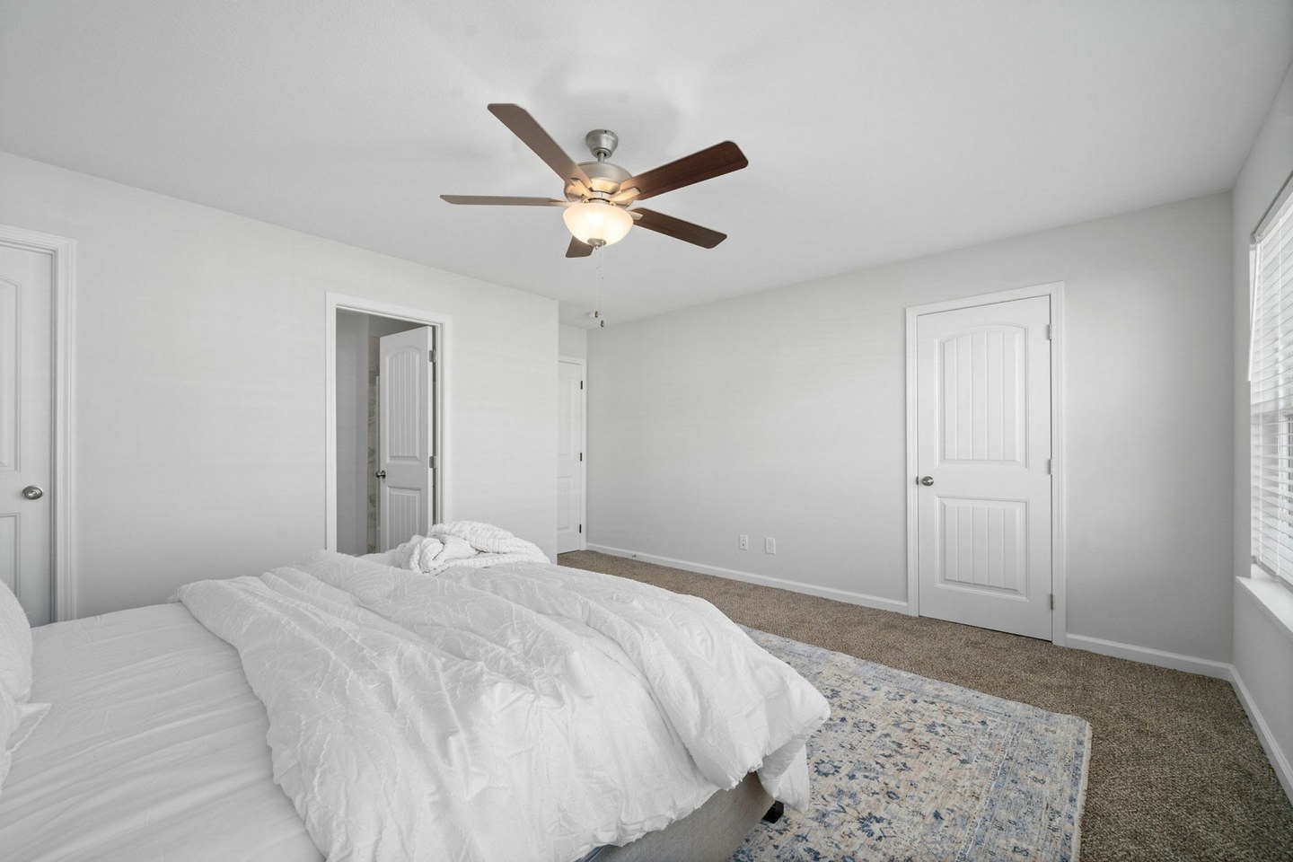 Victory Place Luxury Living Image 25