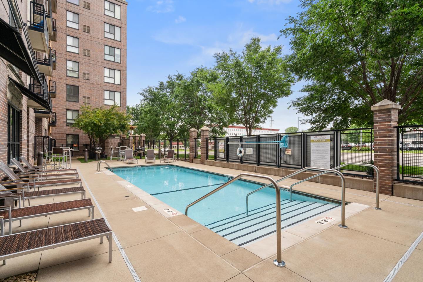 Genesee Apartments and Townhomes Image 6