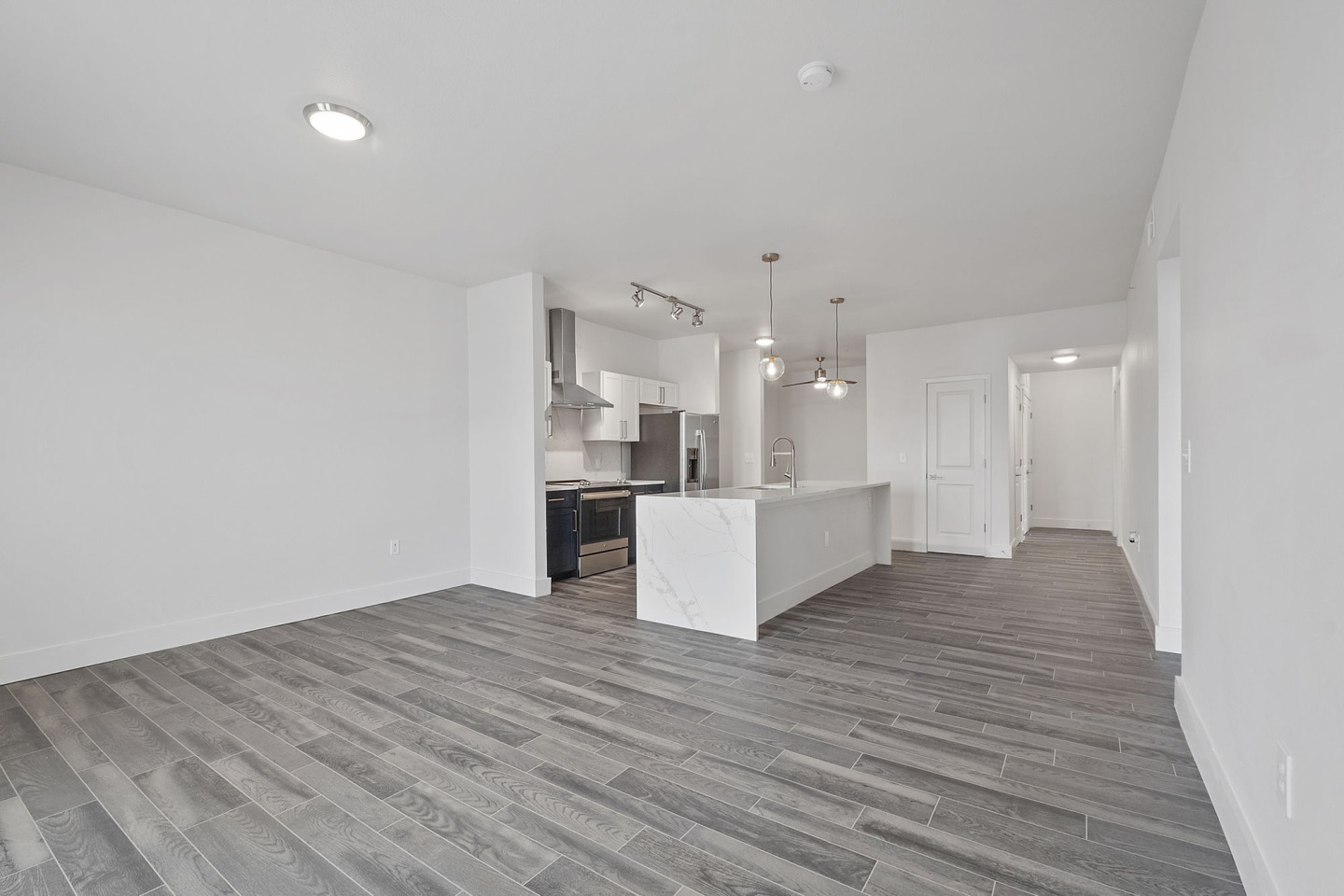 The Lofts at West 7th Image 12