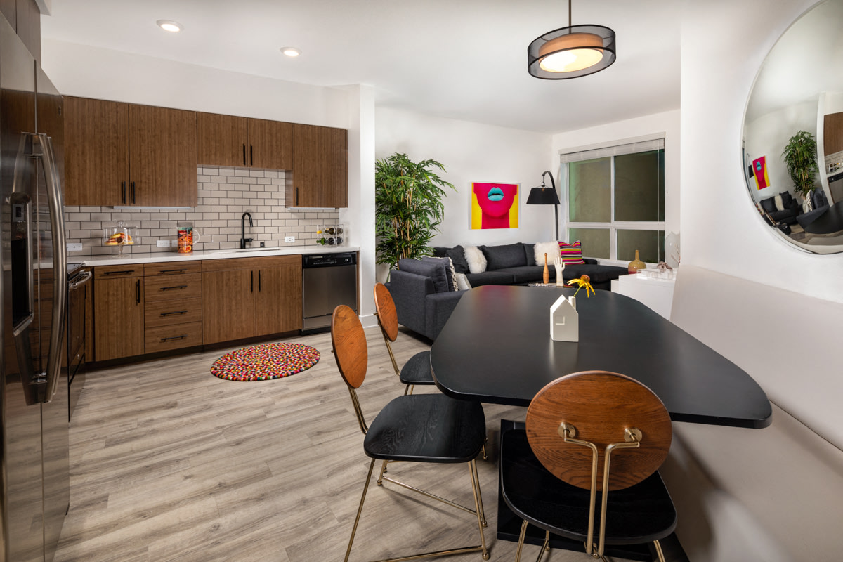 Clarendon Apartments Image 16