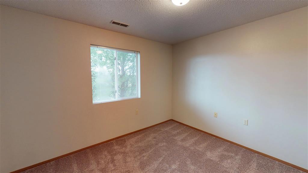 Oxbow Park Apartments Image 36