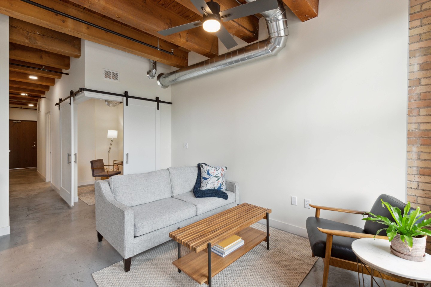 724 Lofts Image 46