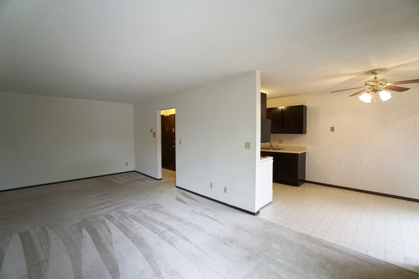 Bellows Court Image 7