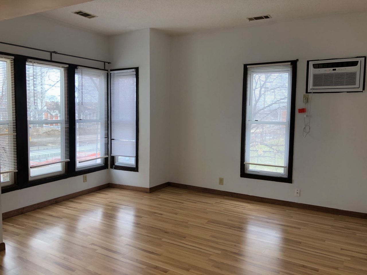 2428 4th Ave Image 1