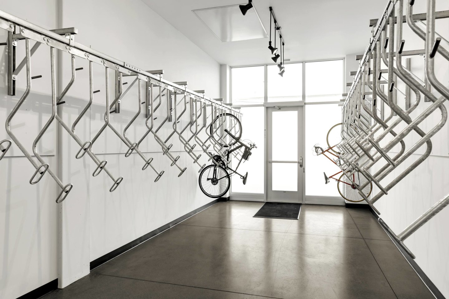 RYM Apartments Image 7