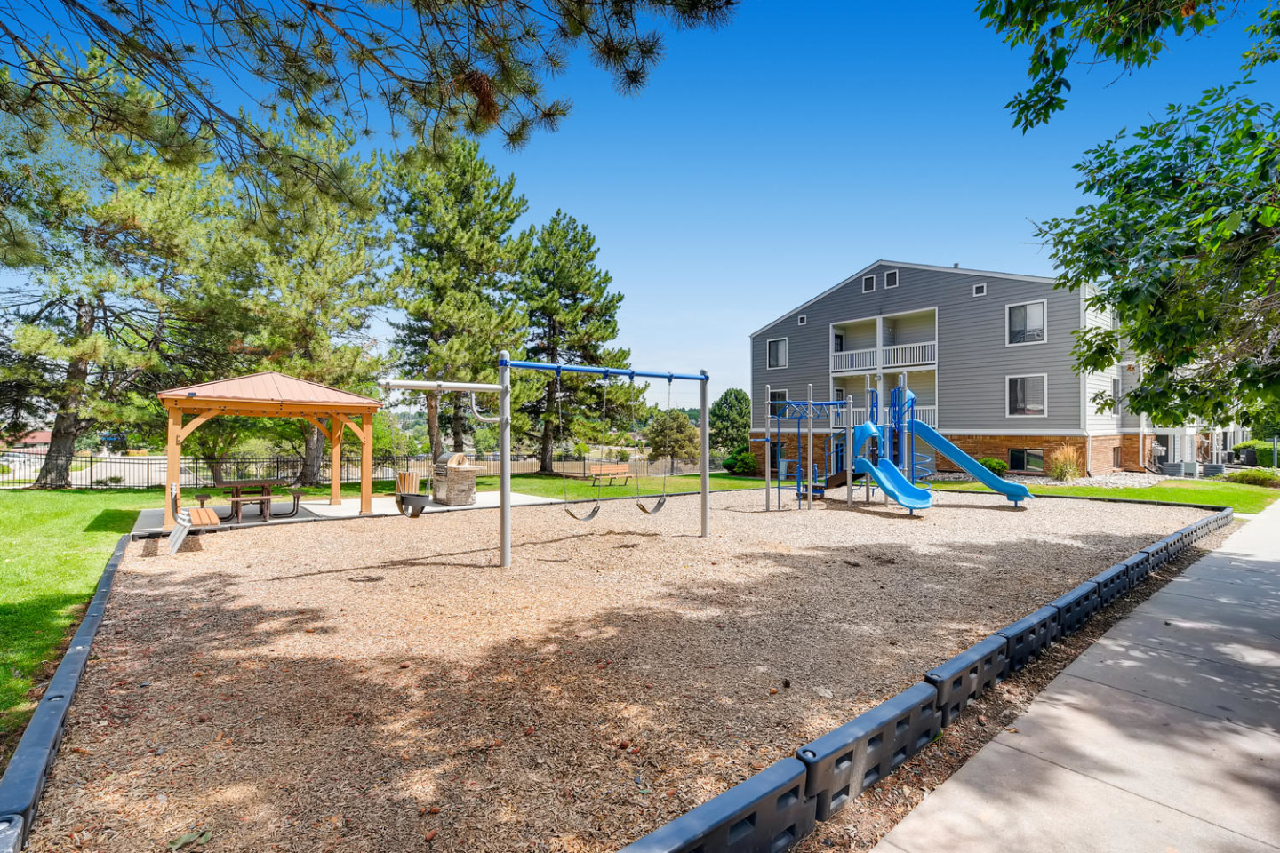 Villas at Holly Image 32