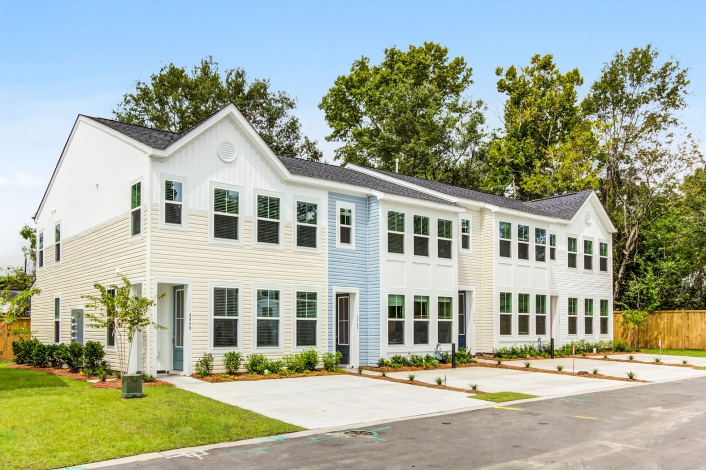 Sumner Village Image 18