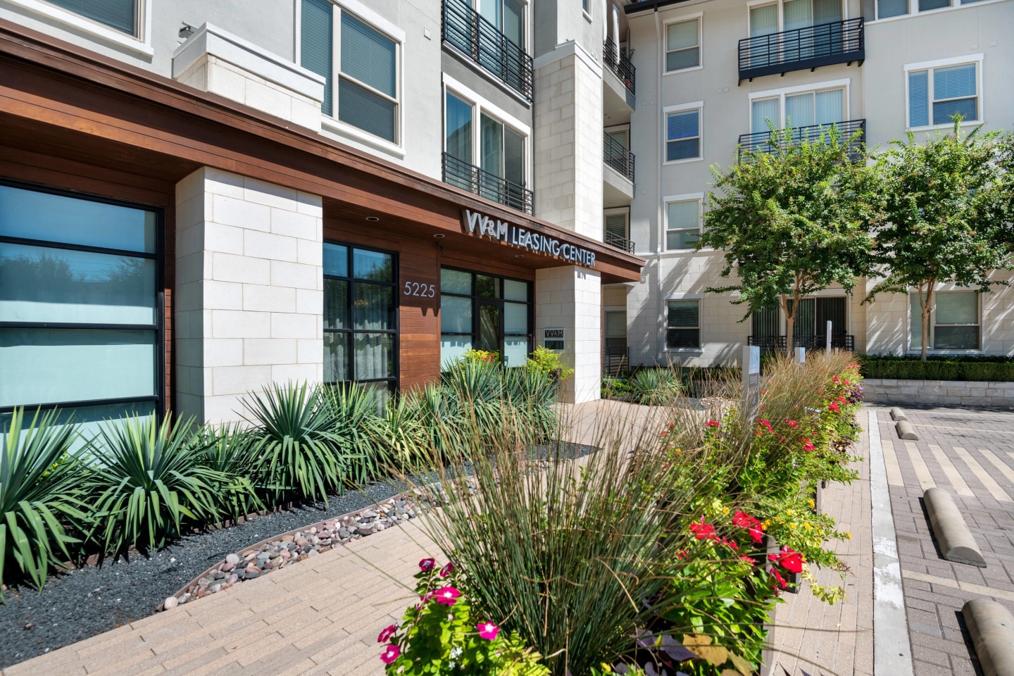 VV&M Apartments Image 21