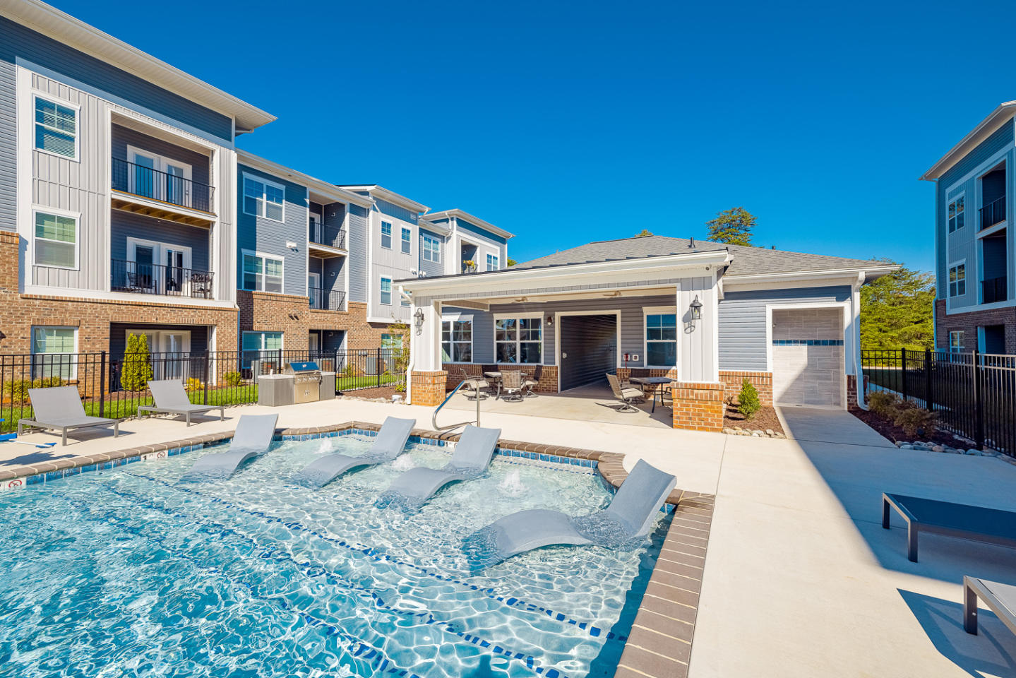 Grand Oaks Apartments Image 37