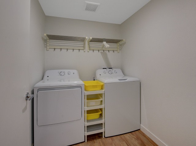 Showboat Park Apartments Image 23