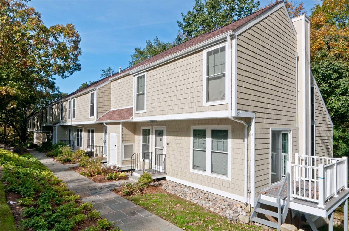 Greenwich Oaks Image 33