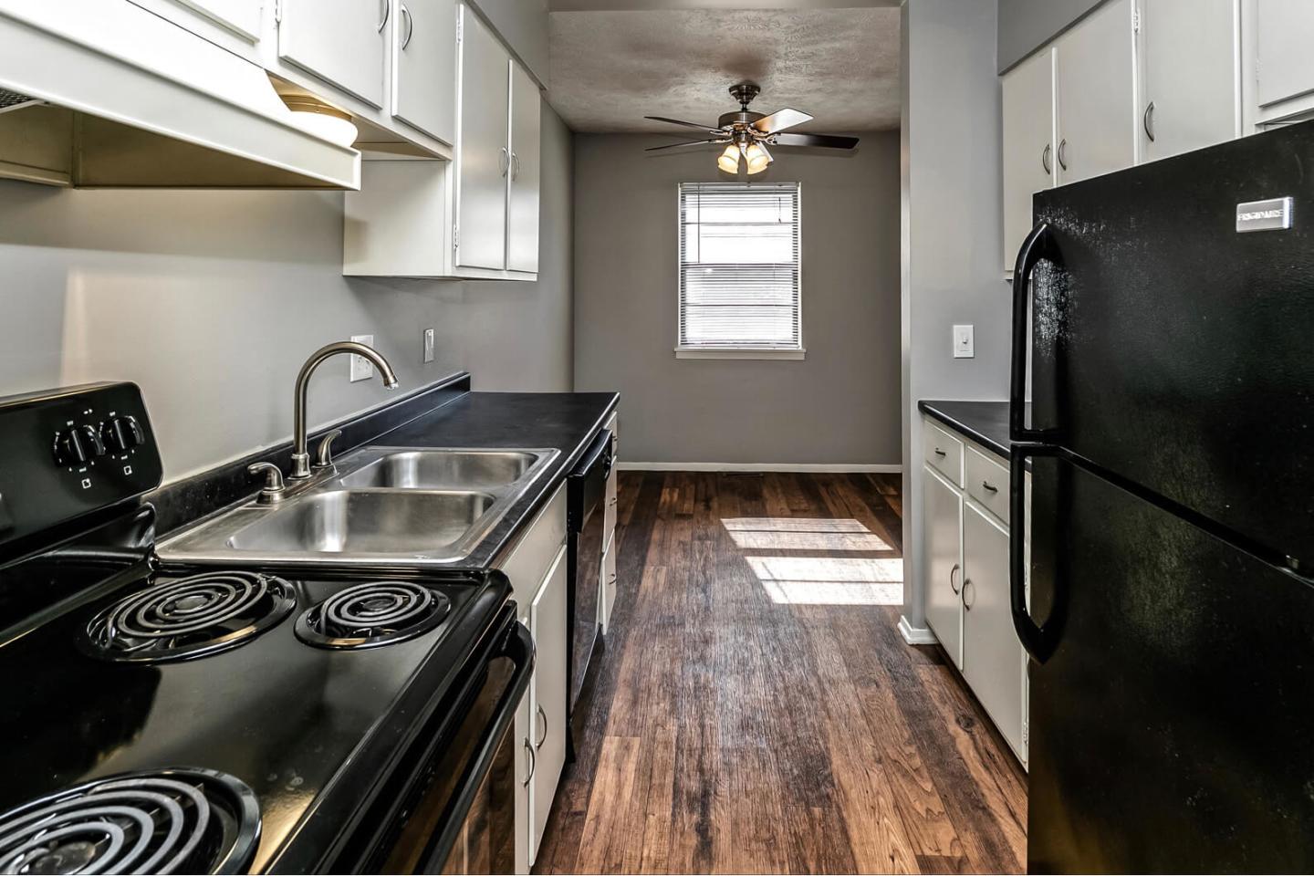 Terrace Garden Townhomes Image 20
