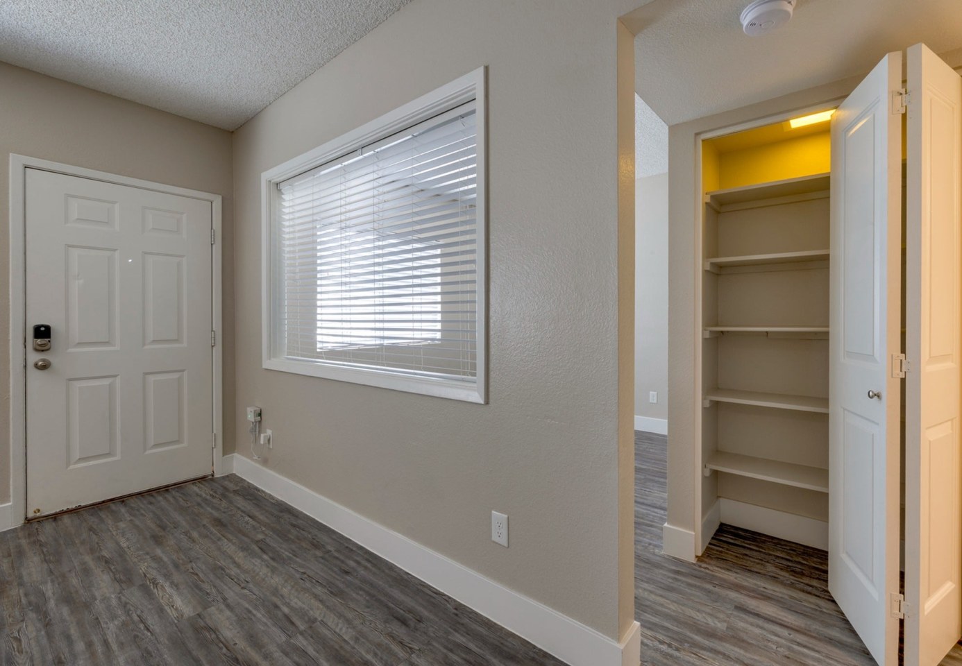 Midtown Flats Image 13