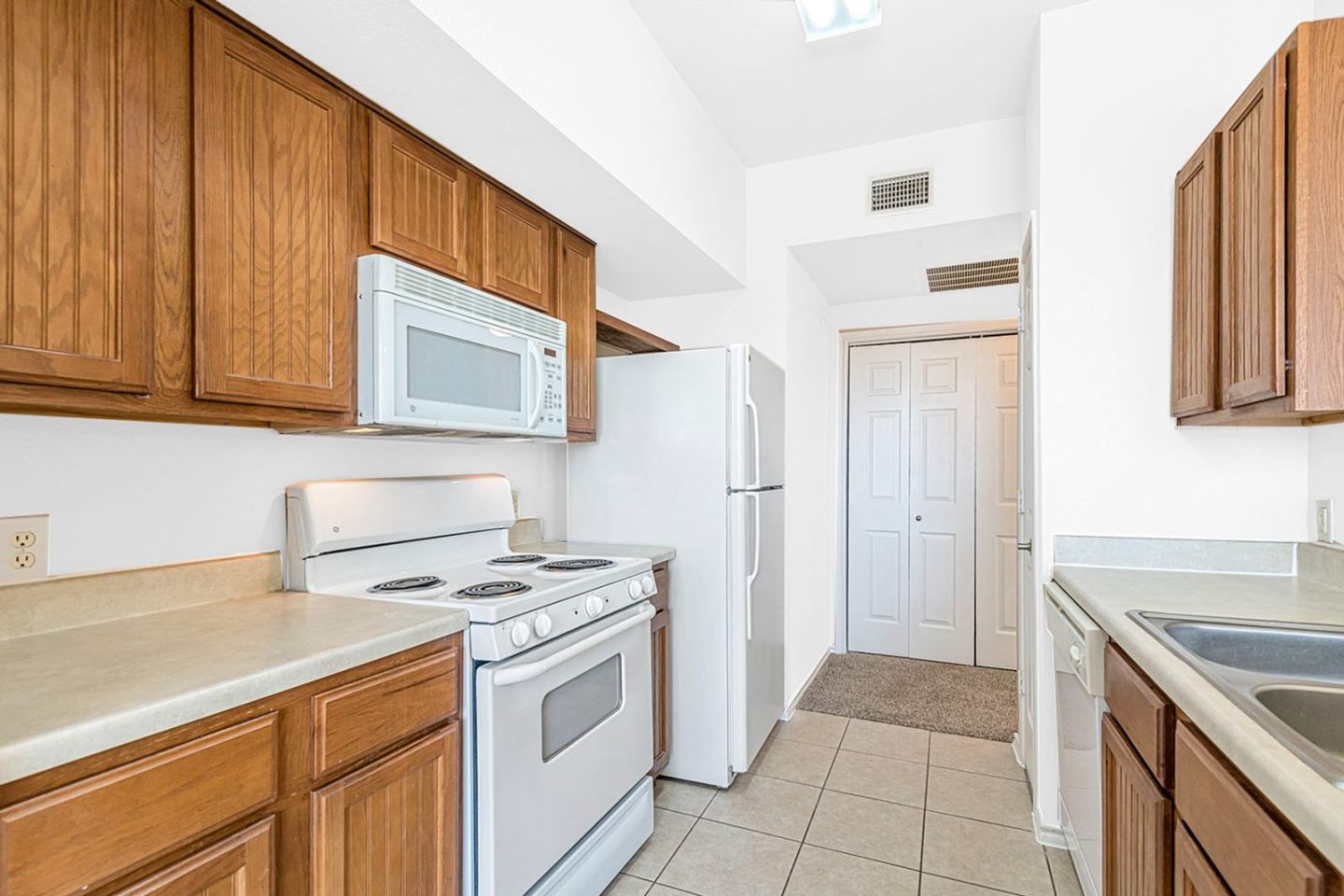Senior & Affordable Housing – The Portofino 55+ Apartments Image 16