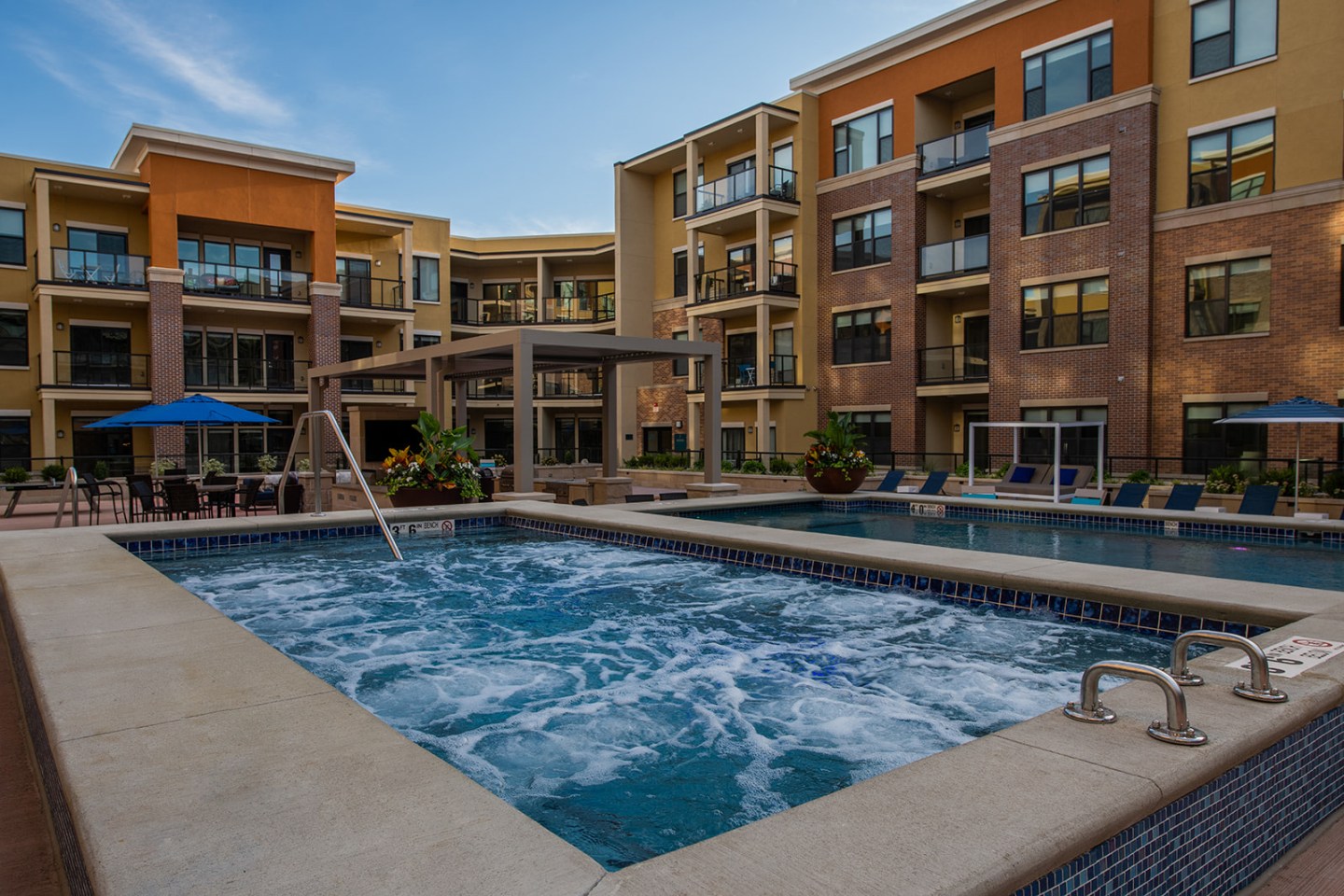 44 Washington Image 27