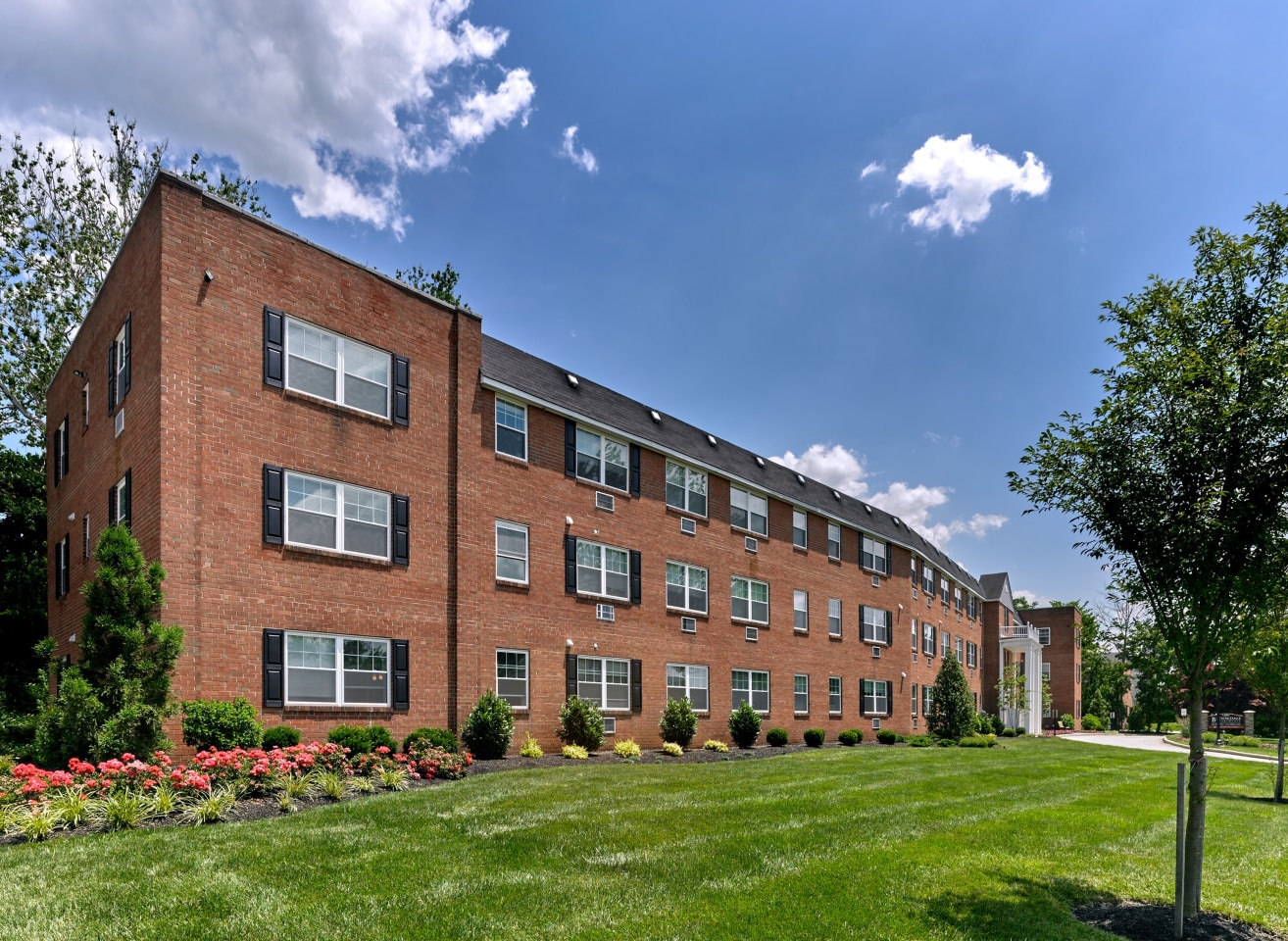 Brookdale Apartments Image 15