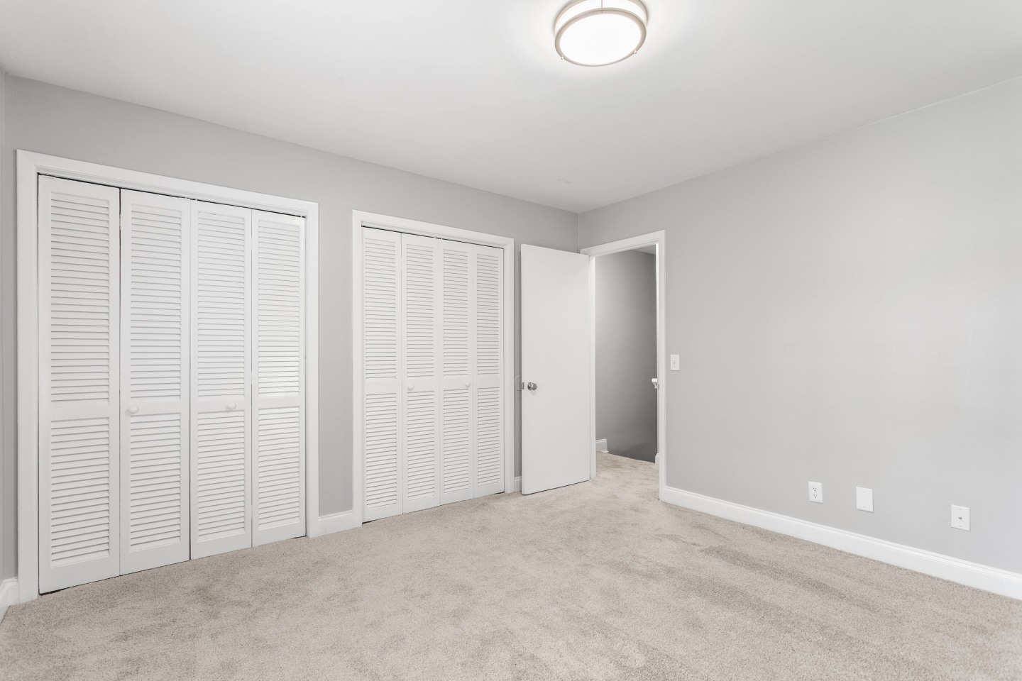 Meadowview Apartments and Townhomes Image 26