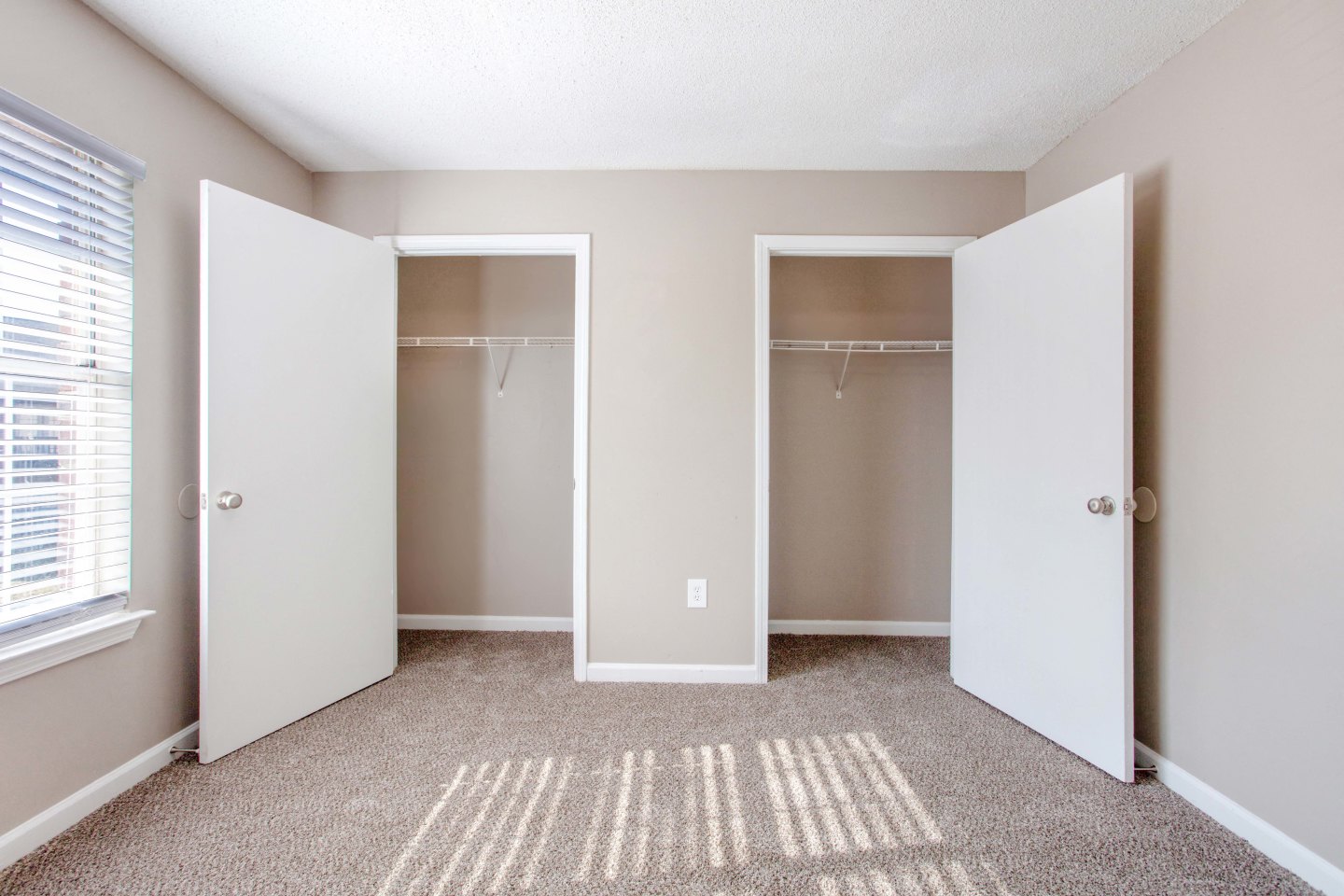Waverly Apartments Image 12