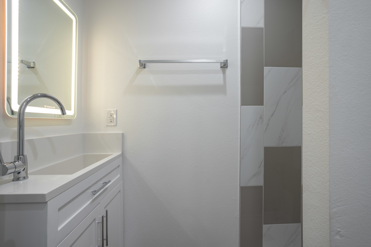 1458 W 37th Street - Co-Living Housing Image 14