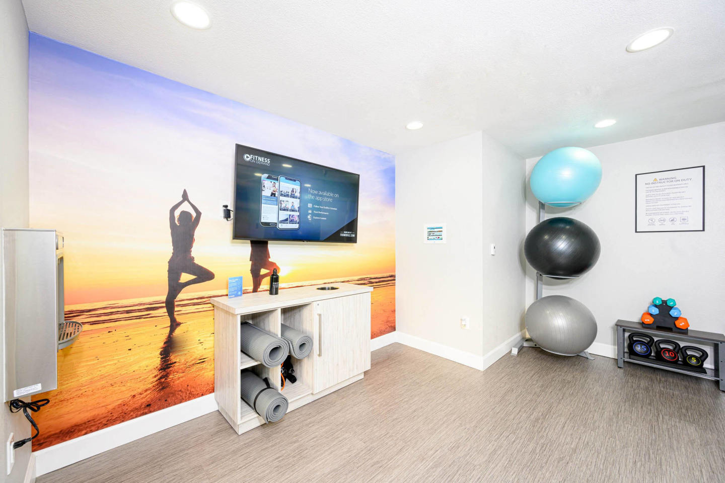 Sendero Huntington Beach Image 19