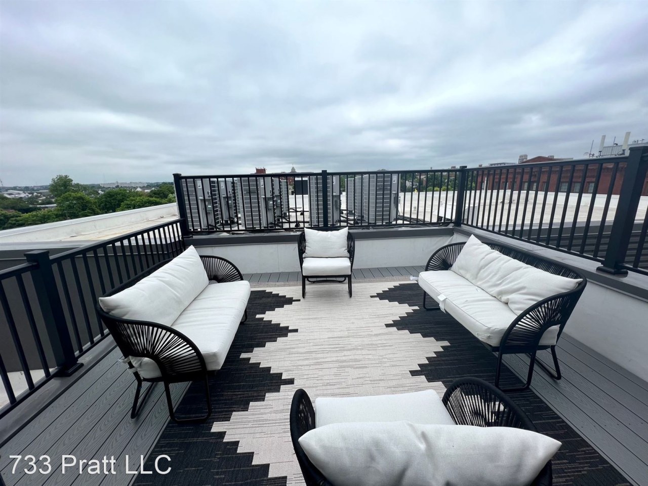 733 W Pratt Image 6